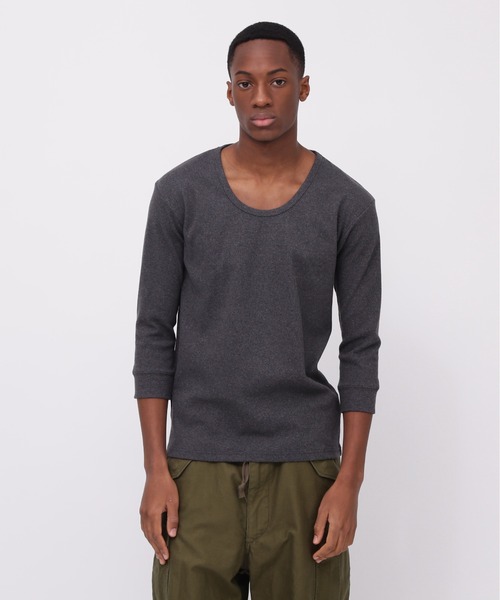 AVIREX(アヴィレックス)の「《DAILY/デイリー》2/3 SLEEVE U-NECK T-SHIRT / デイリーウェア 2/3 スリーブ Uネック Tシャツ/ AVIREX / アヴィレックス(Tシャツ/カットソー・メンズ・ブラック/ホワイト/グレー/チャコール・X-LARGE/LARGE/MEDIUM/SMALL)」の20枚目の写真