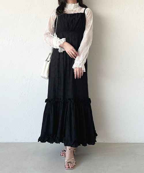 apres jour(アプレジュール)の「リボン刺繍キャミワンピース(ワンピース・レディース・ブラック/ホワイト・フリー/X-LARGE)」の2枚目の写真