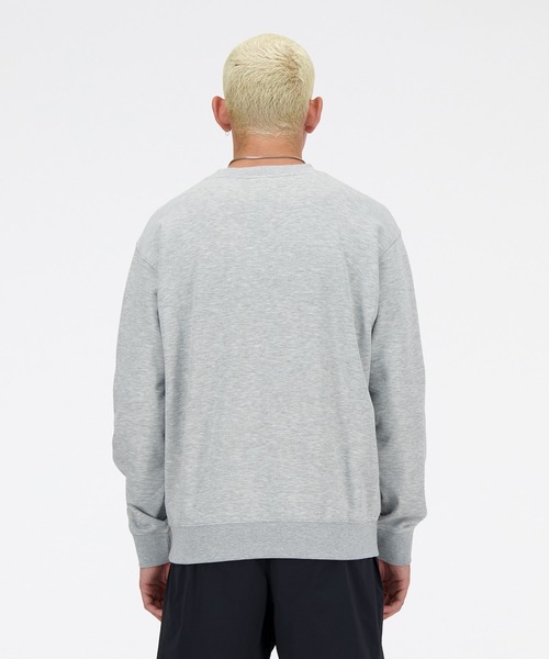 NEW BALANCE(ニューバランス)の「Sport Essentials スウェットクルー(スウェット・メンズ・ライトグレー/ネイビー・SMALL/XX-LARGE/X-LARGE/LARGE/MEDIUM)」の4枚目の写真