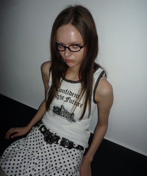 SHAGGIE（シャギー）の「グランジロゴレース付きタンクトップ（タンクトップ・レディース・ホワイト/ブラック/カーキ・FREE）」の15枚目の写真