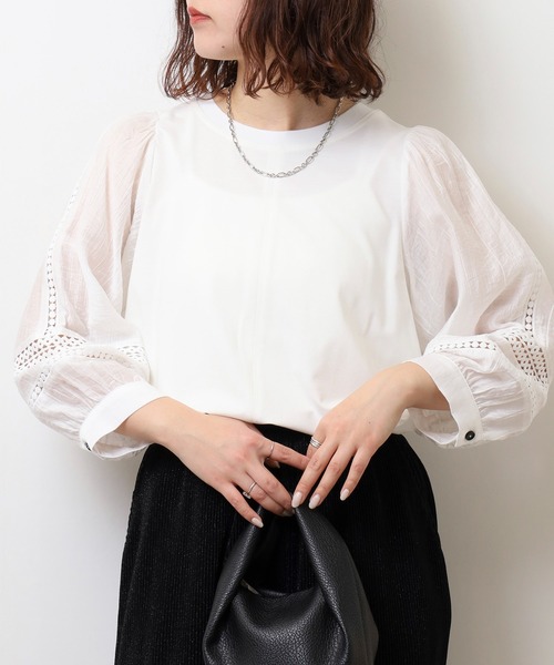 EGLANTINE(エグランティーヌ)の「EGLANTINE 袖レース 素材切り替え 長袖カットソー(Tシャツ/カットソー・レディース・ネイビー/ベージュ/オフホワイト・40)」の5枚目の写真