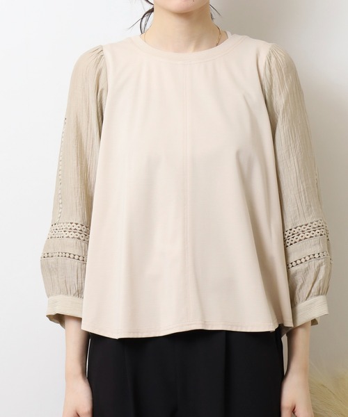 EGLANTINE(エグランティーヌ)の「EGLANTINE 袖レース 素材切り替え 長袖カットソー(Tシャツ/カットソー・レディース・ネイビー/ベージュ/オフホワイト・40)」の16枚目の写真