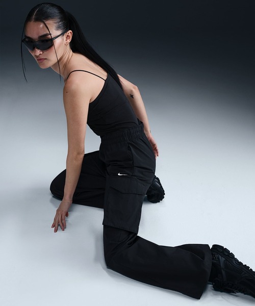 NIKE(ナイキ)の「NIKE/ナイキ カーゴパンツ HM6977-010(カーゴパンツ・レディース・ブラック・S/M)」の5枚目の写真
