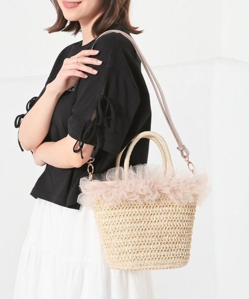 Honeys(ハニーズ)の「チュールフリルカゴバッグ(かごバッグ・レディース・チャコール/アイボリー/ピンクベージュ・FREE)」の3枚目の写真