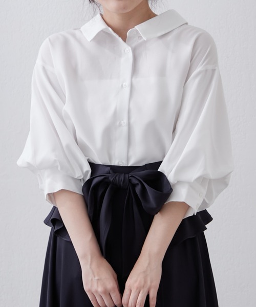 Remind me and forever(リマインドミーアンドフォーエバー)の「【大好評!新色追加!】後ろレースアップボリューム袖ブラウス(シャツ/ブラウス・レディース・ブルー/オフホワイト/その他1/その他2/ネイビー/ミント/ベージュ・FREE)」の10枚目の写真