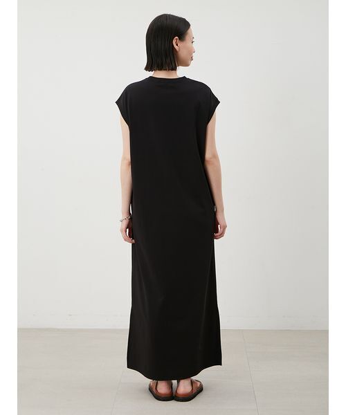 Mila Owen【タグ付き新品】フレンチスリーブサイドスリットカットワンピース フレンチスリーブサイドスリットカットワンピース（ワンピース