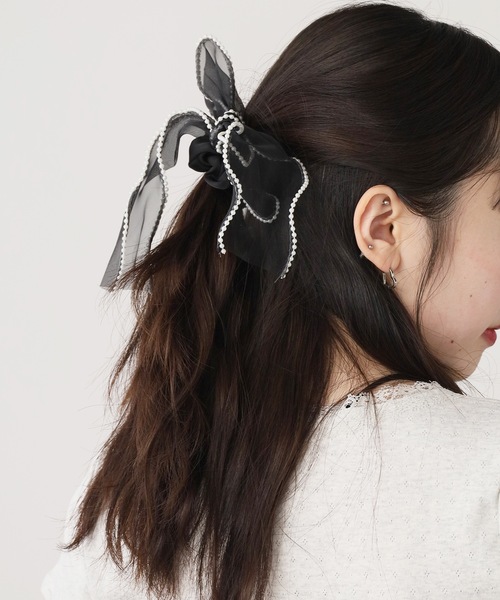 ROOPTOKYO（ループトウキョウ）の「Pearl design sheer ribbon chou chou/パールデザイン シア―リボンシュシュ（シュシュ・レディース・ピンク/グリーン/ブラック/アイボリー・FREE）」の10枚目の写真