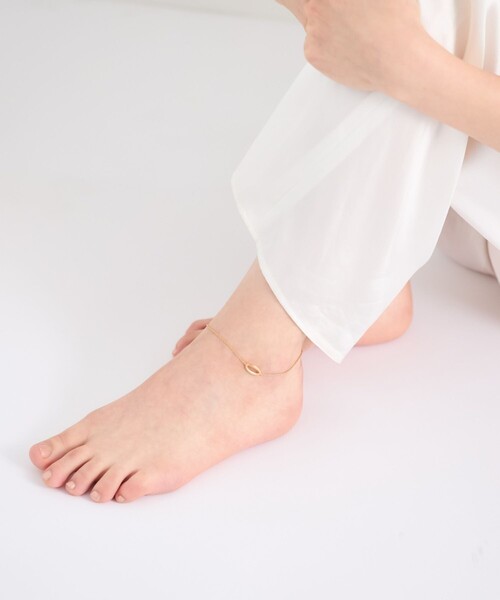 ete(エテ)の「○オーバル アンクレット(アンクレット・レディース・イエローゴールド・FREE)」の4枚目の写真
