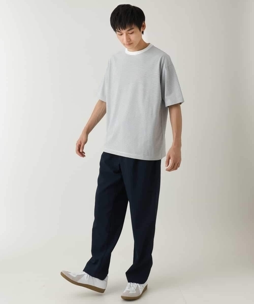 a.v.v（アーヴェヴェ）の「【接触冷感】細ボーダーセミワイドシルエットカットソー（Tシャツ/カットソー・メンズ・ブラック/ホワイト・48/46）」の10枚目の写真