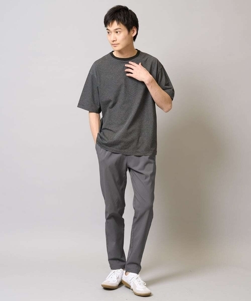 a.v.v（アーヴェヴェ）の「【接触冷感】細ボーダーセミワイドシルエットカットソー（Tシャツ/カットソー・メンズ・ブラック/ホワイト・48/46）」の14枚目の写真