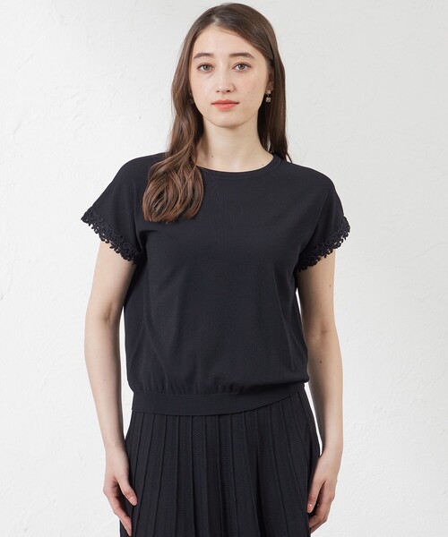 amaca(アマカ)の「ライトレーヨンストレッチレース付プルオーバー(ニット/セーター・レディース・ベージュ/ダークネイビー/ブルー系その他4・38)」の2枚目の写真