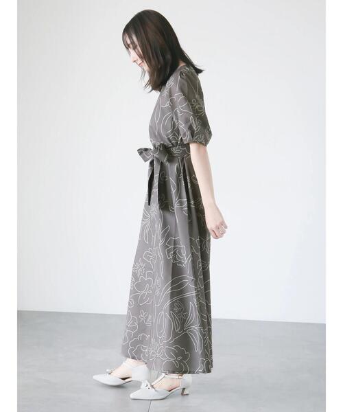 Te chichi TERRASSE(テチチテラス)の「【日比谷花壇コラボ】刺繍ライクプリントワンピース(ワンピース・レディース・ベージュ/グリーン/チャコールグレー・F)」の13枚目の写真