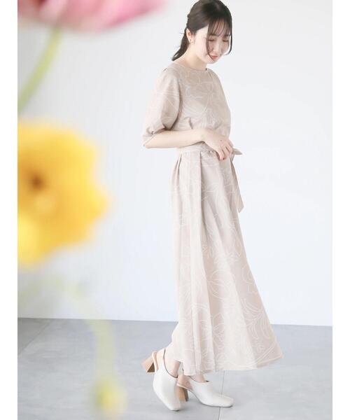 Te chichi TERRASSE(テチチテラス)の「【日比谷花壇コラボ】刺繍ライクプリントワンピース(ワンピース・レディース・ベージュ/グリーン/チャコールグレー・F)」の20枚目の写真