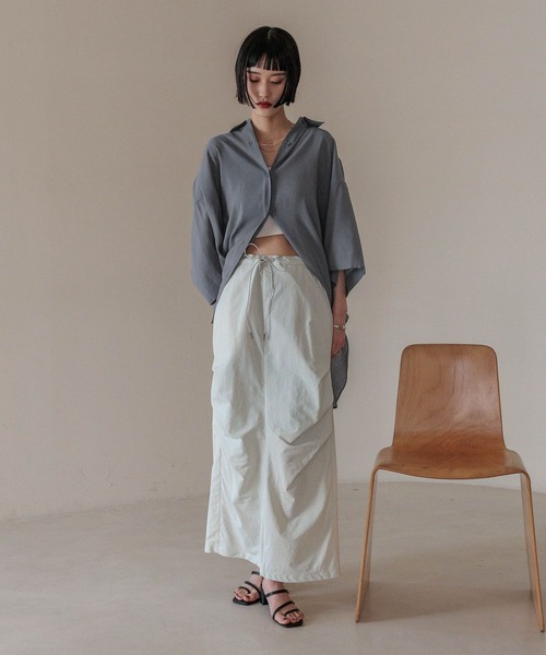 LOWRYS FARM（ローリーズファーム）の「シアーＢＩＧシャツＳＳ　 325470（シャツ/ブラウス・レディース・チャコールグレー/アイボリー/カーキ/イエロー・FREE）」の8枚目の写真