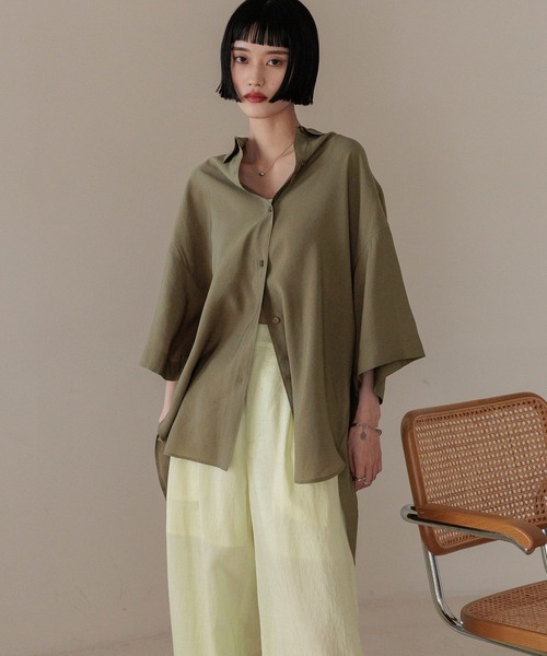 LOWRYS FARM（ローリーズファーム）の「シアーＢＩＧシャツＳＳ　 325470（シャツ/ブラウス・レディース・チャコールグレー/アイボリー/カーキ/イエロー・FREE）」の17枚目の写真