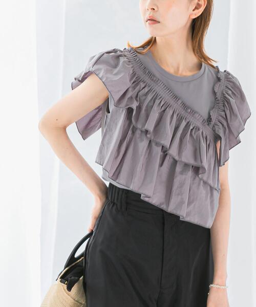 URBAN RESEARCH ROSSO WOMEN（アーバンリサーチ　ロッソ）の「プリーツフリルデザインプルオーバー（Tシャツ/カットソー・レディース・グレー/オフホワイト/ブラック・FREE）」の3枚目の写真