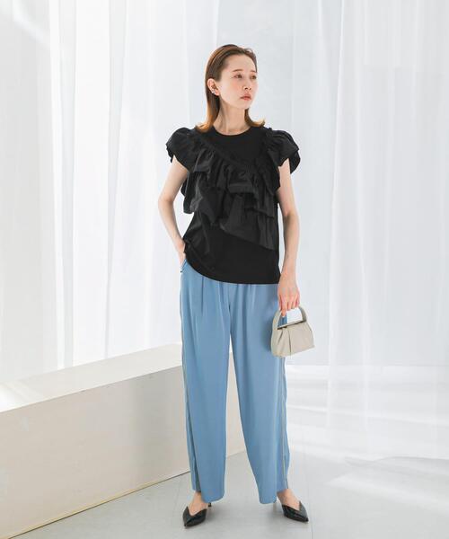 URBAN RESEARCH ROSSO WOMEN（アーバンリサーチ　ロッソ）の「プリーツフリルデザインプルオーバー（Tシャツ/カットソー・レディース・グレー/オフホワイト/ブラック・FREE）」の19枚目の写真