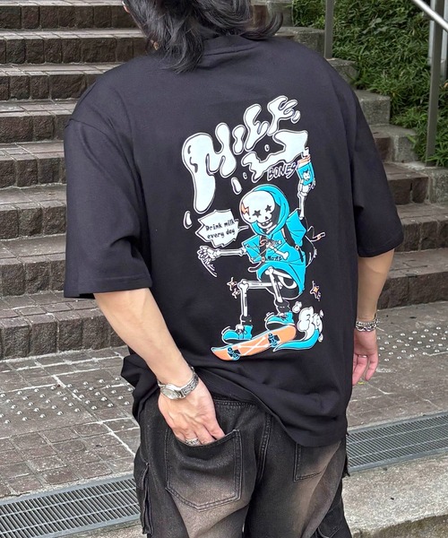 ILL'S(イルズ)の「ビリヤードバックプリント ビッグシルエット カジュアルストリート 半袖Tシャツ カットソー ユニセックス(Tシャツ/カットソー・メンズ・ブラック/ホワイト/ブラック系その他2/ホワイト系その他2/ブラック系その他/ホワイト系その他・M/L)」の5枚目の写真