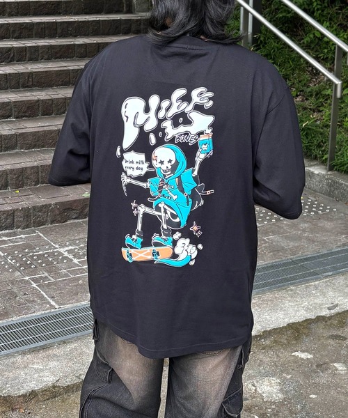 ILL'S(イルズ)の「ビリヤードバックプリント ビッグシルエット カジュアルストリート 半袖Tシャツ カットソー ユニセックス(Tシャツ/カットソー・メンズ・ブラック/ホワイト/ブラック系その他2/ホワイト系その他2/ブラック系その他/ホワイト系その他・M/L)」の7枚目の写真