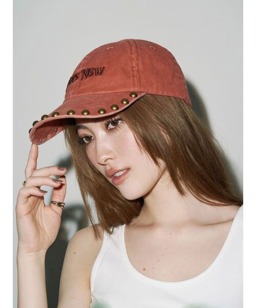 EVRIS（エヴリス）の「スタッズモチーフオリジナルCAP（キャップ・レディース・レッド/マスタード・FREE）」の19枚目の写真