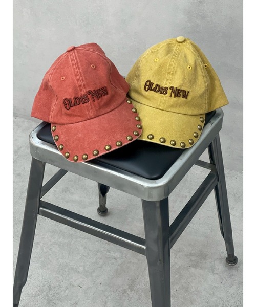 EVRIS（エヴリス）の「スタッズモチーフオリジナルCAP（キャップ・レディース・レッド/マスタード・FREE）」の2枚目の写真