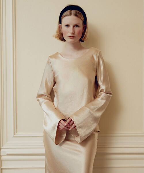 Demi-Luxe BEAMS（デミルクス ビームス）の「BEAMS SALON / グロッシー サテン ブラウス【セレモニー・オケージョン】（シャツ/ブラウス・レディース・ベージュ/ダークブラウン・ONE SIZE）」の2枚目の写真