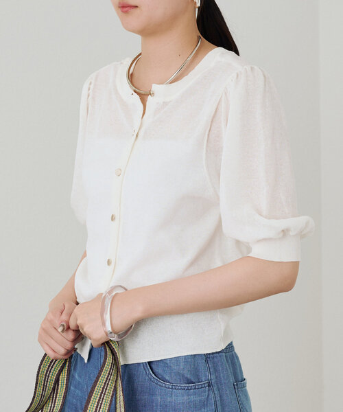 LOUNGEDRESS(ラウンジドレス)の「シアー半袖2WAYニットカーデ(ニット/セーター・レディース・ブラック/ベージュ/オフホワイト/サックスブルー・FREE)」の11枚目の写真