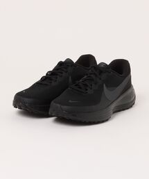 NIKE(iCL)́sNIKEtREVOLUTION 8(Xj[J[)