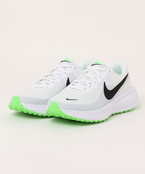 NIKE(ナイキ)の「《NIKE》REVOLUTION 8(スニーカー・メンズ・ブラック×ホワイト/ホワイト/ブラック×ブラック/ホワイト×レッド/グリーン/ホワイト×ブラック/グリーン系その他/ブルー/グレー系その他/ホワイト系その他/グリーン系その他2/ホワイト系その他2/ホワイト系その他3/ネイビー/ホワイト×シルバー・25.0cm/25.5cm/26.0cm/26.5cm/27.0cm/27.5cm/28.0cm/29.0cm/28.5cm)」の7枚目の写真