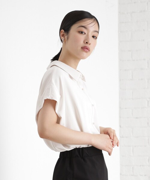 THE SHOP TK (ザ ショップ ティーケー )の「コットンライクブラウス【接触冷感/洗濯機OK/UV/セットアップ可】(シャツ/ブラウス・レディース・ベージュ/ネイビー/アイボリー・12/13)」の5枚目の写真