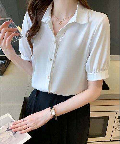 BLANC FICELLE(ブランフィセル)の「とろみ開襟パフスリーブブラウス(シャツ/ブラウス・レディース・ホワイト/ブルー・M/L/XL)」の13枚目の写真