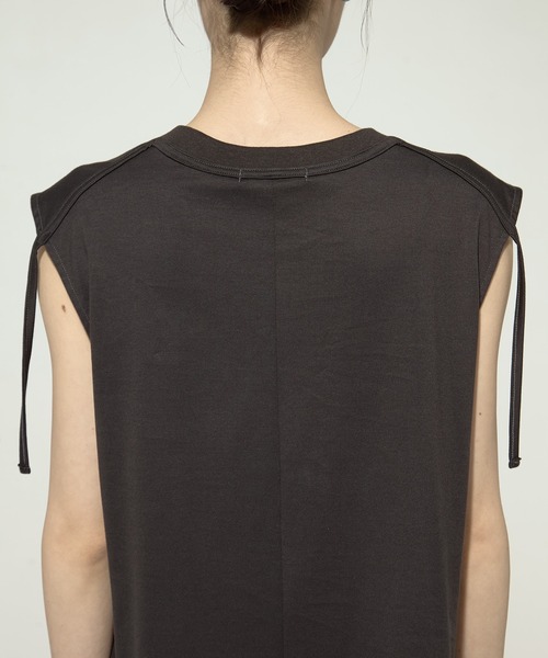 CINOH(チノ)の「【CINOH/チノ】《STUDIOUS別注》SIDE LINE DRESS/サイドラインドレス/ノースリーブワンピ(ワンピース・レディース・ダークグレー/ネイビー・36/38)」の14枚目の写真