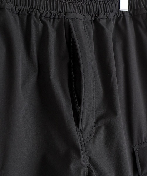 DAIWA PIER39（ダイワピア39）の「DAIWA PIER39 / ダイワ ピアサーティナイン：TECH 6POCKET SHORTS：BP-60025[PIE]（その他パンツ・メンズ・ブラック/チャコールグレー/ライトカーキ・S/L/M）」の12枚目の写真