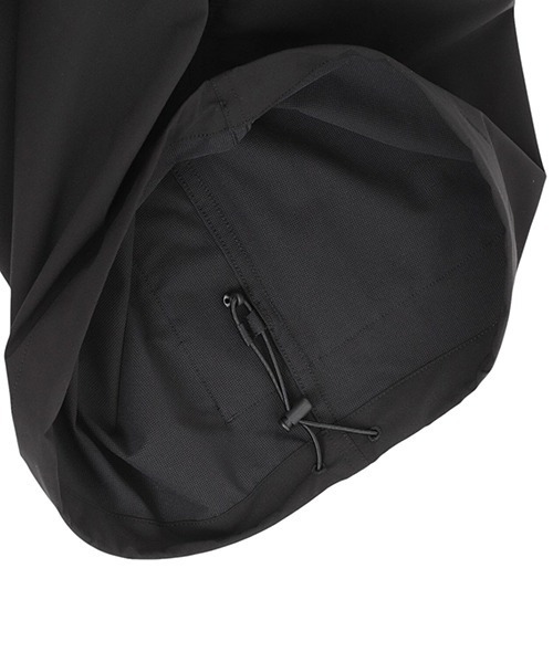 DAIWA PIER39（ダイワピア39）の「DAIWA PIER39 / ダイワ ピアサーティナイン：TECH 6POCKET SHORTS：BP-60025[PIE]（その他パンツ・メンズ・ブラック/チャコールグレー/ライトカーキ・S/L/M）」の11枚目の写真