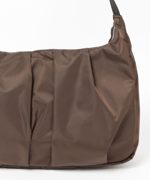 truongty69ページ ダック ショルダーバッグ PAGEBOY（ページボーイ）の「タックショルダーBAG（ショルダー