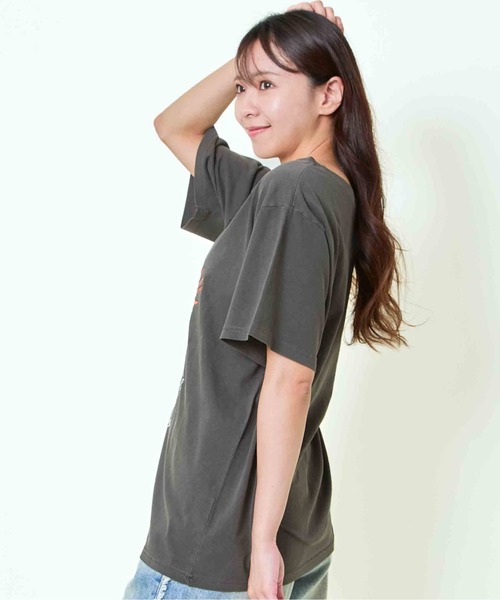 GORGE（ゴージ）の「《ワンショル×ロゴプリント》レディース ルーズTシャツ オーバーサイズ 半袖 春夏秋（Tシャツ/カットソー・レディース・A/カモフラージュ/B/ブラック・F）」の7枚目の写真