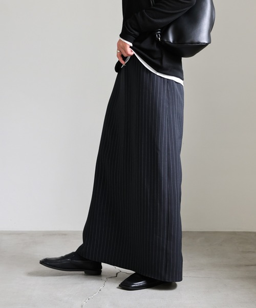 新品✨未使用▼4.7万 MORABITO モラビト ロングスカート 紺 ゴム入り 新品✨未使用▽4.7万 MORABITO モラビト ロングスカート 紺 ゴム入り