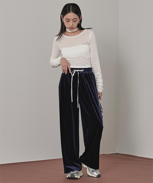 miette（ミエット）の「タイ付きシャーリングシアートップス（Tシャツ/カットソー・レディース・ブルー/オフホワイト/ネイビー/ブラウン/ピンク・FREE）」の10枚目の写真