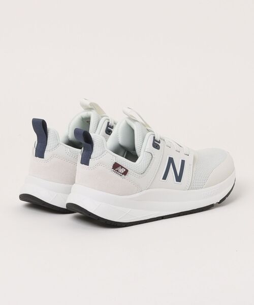 NEW BALANCE(ニューバランス)の「newbalance ニューバランス UA900 AR2(スニーカー・レディース・ホワイト・24.0cm/24.5cm/25.0cm/23.5cm)」の2枚目の写真
