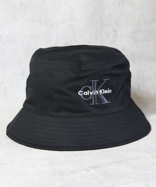 Calvin Klein(カルバン・クライン)の「Calvin Kleinバケットハット(ハット・メンズ・ブラック/ホワイト系その他・FREE)」の2枚目の写真