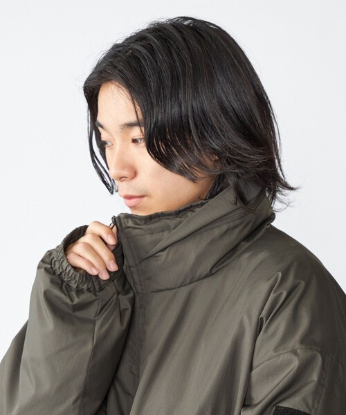 WILD THINGS（ワイルドシングス）の「【SHIPS別注】WILDTHINGS×TAION:  ショート モンスター パーカ（ダウンジャケット/コート・メンズ・ブラック/ダークグレー・SMALL/MEDIUM/LARGE/X-LARGE）」の15枚目の写真