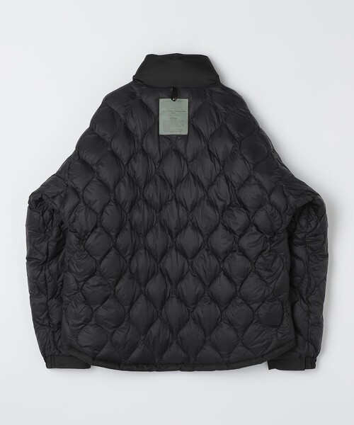 WILD THINGS（ワイルドシングス）の「【SHIPS別注】WILDTHINGS×TAION:  ショート モンスター パーカ（ダウンジャケット/コート・メンズ・ブラック/ダークグレー・SMALL/MEDIUM/LARGE/X-LARGE）」の22枚目の写真