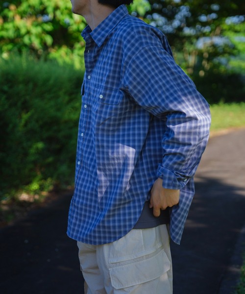 Snow Peak(スノーピーク)の「Snow Peak / Organic Cotton Ombre Check Shirt オーガニックコットン オンブレチェックシャツ(シャツ/ブラウス・メンズ・ブラウン/ブルー・1/S/M/L/XL)」の22枚目の写真