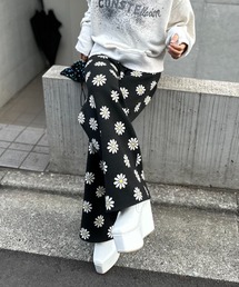 黒 花柄 パンツ　コムコム　値下げ中 黒 花柄 パンツコムコム値下げ中