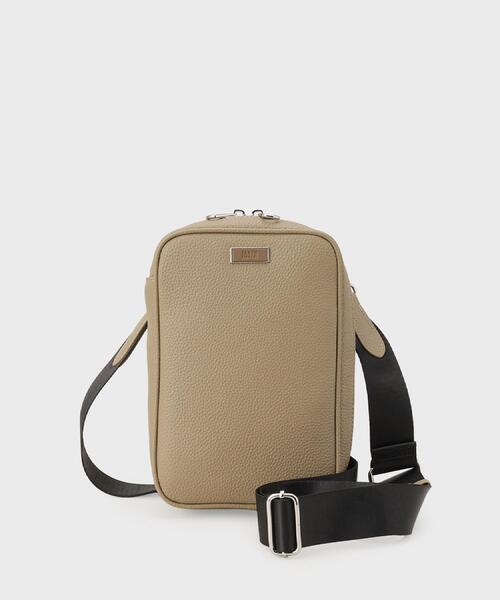 TAKEO KIKUCHI(タケオキクチ)の「マイクロファイバークロスボディバッグ(ボディバッグ/ウエストポーチ・メンズ・ブラウン系その他/ブラック/ベージュ・00)」の1枚目の写真