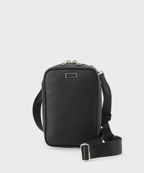 TAKEO KIKUCHI(タケオキクチ)の「マイクロファイバークロスボディバッグ(ボディバッグ/ウエストポーチ・メンズ・ブラウン系その他/ブラック/ベージュ・00)」の2枚目の写真