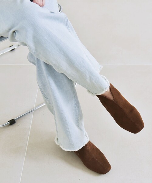 quaranciel: Vカット スクエアトゥ ショート ブーツ（ブーツ