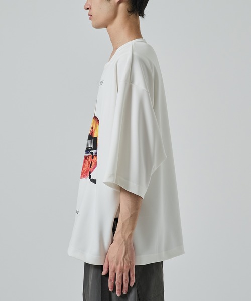SHAREEF(シャリーフ)の「【SHAREEF】APPLE×TALTE TEE(Tシャツ/カットソー・メンズ・ブラック/ホワイト・1/2)」の16枚目の写真