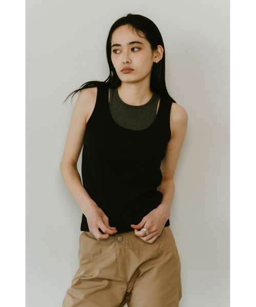 Knuth Marf（クヌースマーフ）の「Knuth Marf 2piece layered logo tank top（タンクトップ・レディース・オフホワイト/ブラック・FREE）」の13枚目の写真