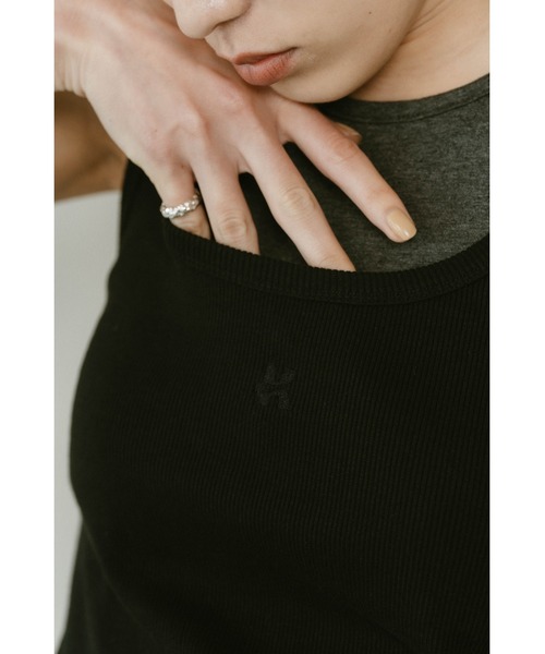 Knuth Marf（クヌースマーフ）の「Knuth Marf 2piece layered logo tank top（タンクトップ・レディース・オフホワイト/ブラック・FREE）」の15枚目の写真